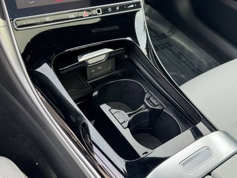 Used 2024 Mercedes-Benz C 300 Sedan image 20