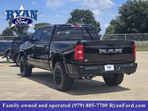 Used 2026 RAM 1500 Big Horn AWD/4WD image 3