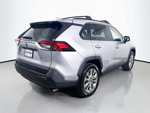Certified 2022 Toyota RAV4 XLE Premium image 7