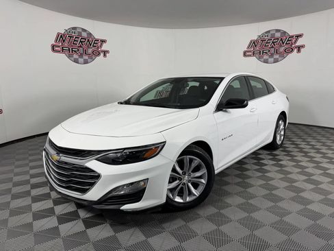 Used 2023 Chevrolet Malibu LT FWD image 1