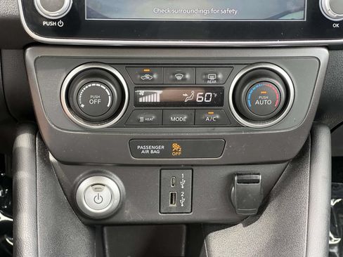 Used 2023 Nissan Leaf S FWD image 19