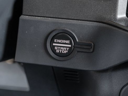 Used 2025 Ford Bronco Raptor AWD/4WD image 31