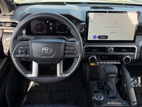 Used 2026 Toyota 4Runner 4WD image 10