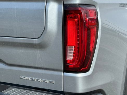 Used 2023 GMC Sierra 1500 Denali w/ Denali Reserve Package AWD/4WD image 26