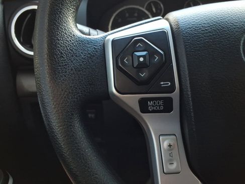 Used 2017 Toyota Tundra SR5 image 23