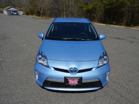 Used 2013 Toyota Prius Prime Plug-In Hybrid image 11