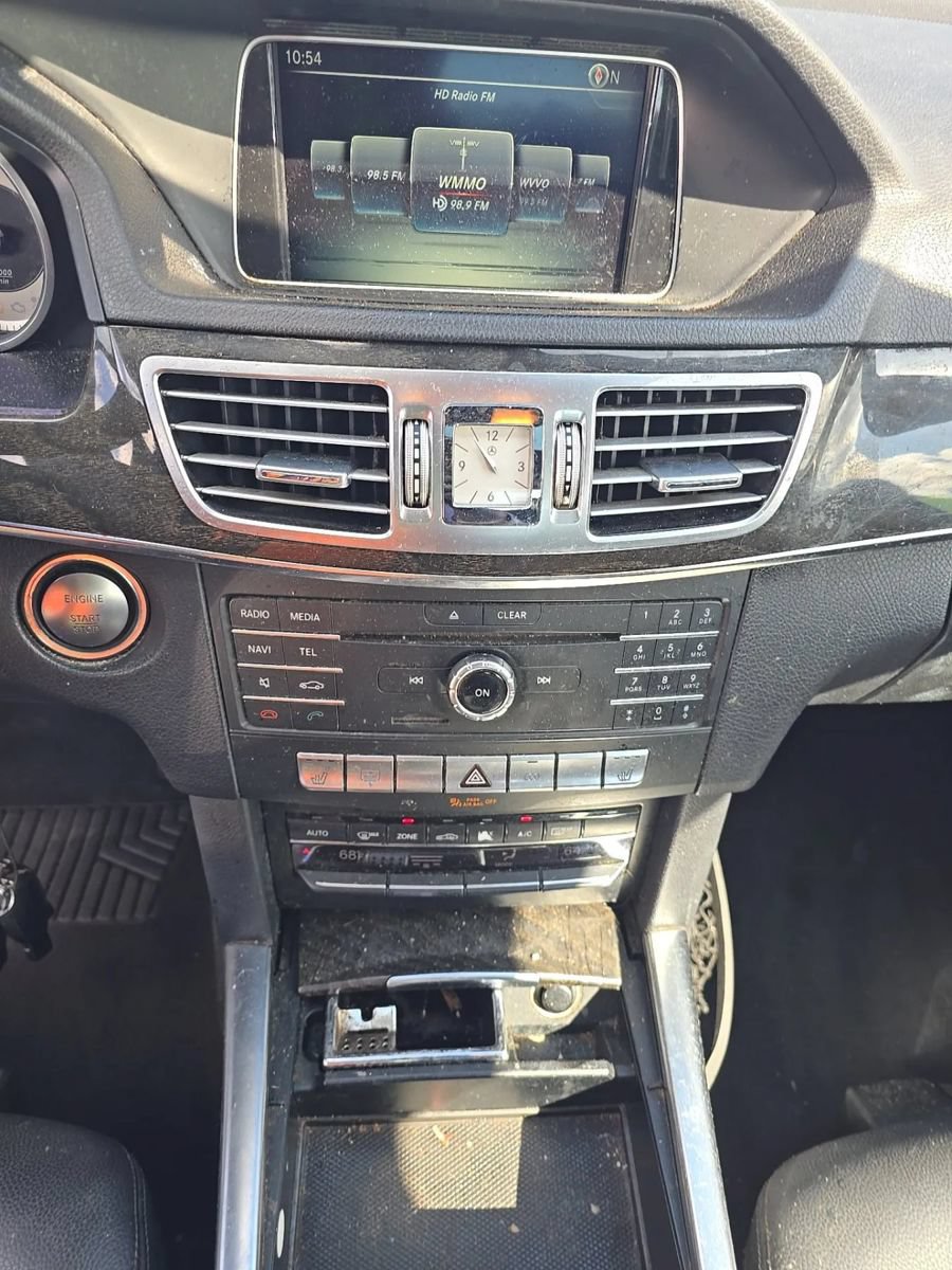 Used 2016 Mercedes-Benz E 350 Sedan w/ Premium Package image 12