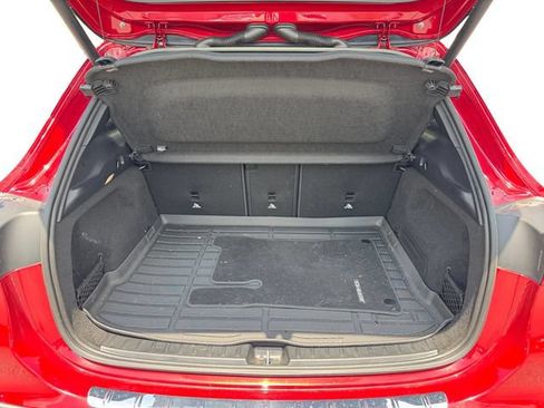 Used 2025 Mercedes-Benz GLA 250 4MATIC image 18