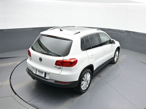Used 2015 Volkswagen Tiguan SE image 36