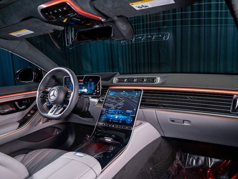 New 2026 Mercedes-Benz S 63 AMG S image 4