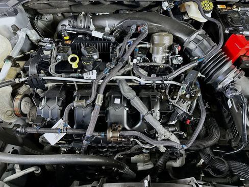 Used 2021 Lincoln Corsair Reserve image 9