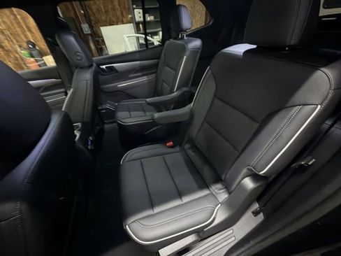 Certified 2025 Buick Enclave Preferred image 26