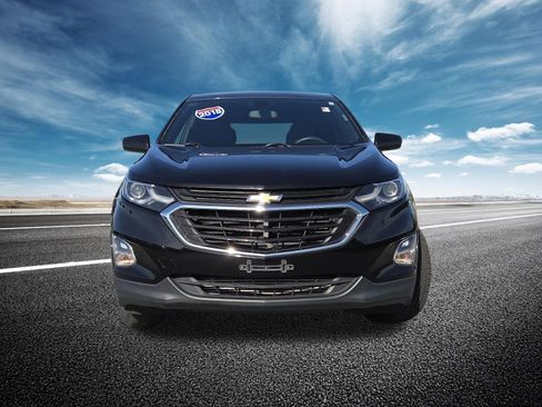 Used 2018 Chevrolet Equinox LT image 10