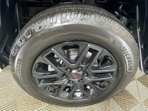 Used 2022 Toyota Tundra SR5 image 17