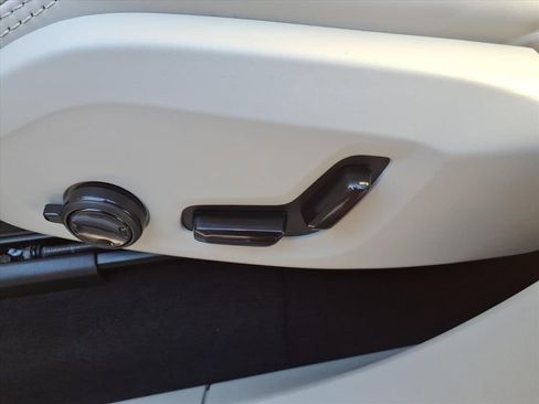 New 2026 Volvo XC90 B6 Ultra w/ Protection Package Premier image 15