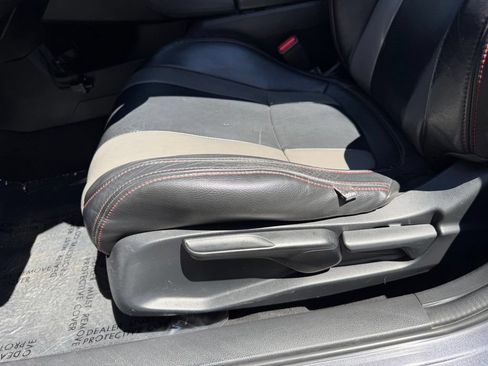 Used 2018 Honda Civic Si image 13