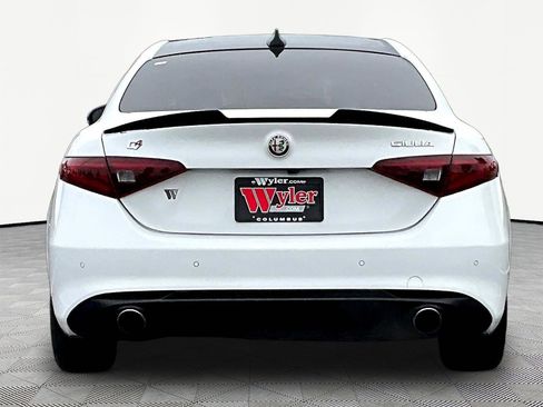 Used 2021 Alfa Romeo Giulia Ti w/ Active Assist 2 Package TI AWD/4WD image 5
