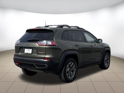 Used 2021 Jeep Cherokee Trailhawk w/ Technology Group AWD/4WD image 8