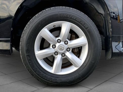 Used 2019 Lexus GX 460 image 10