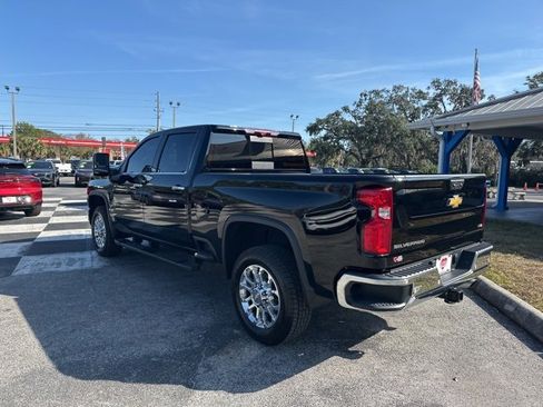 Used 2024 Chevrolet Silverado 2500 LTZ w/ LTZ Plus Package image 42