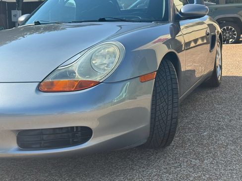 Used 2001 Porsche Boxster RWD image 3