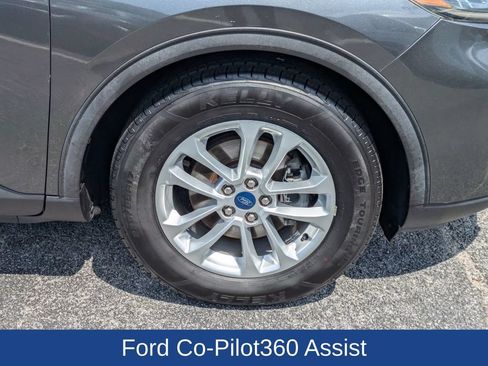 Certified 2020 Ford Escape SE FWD image 11