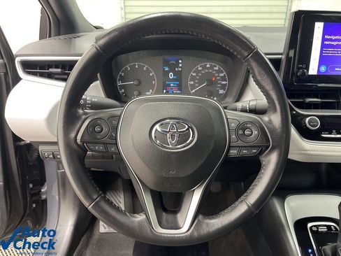 Used 2024 Toyota Corolla SE image 17