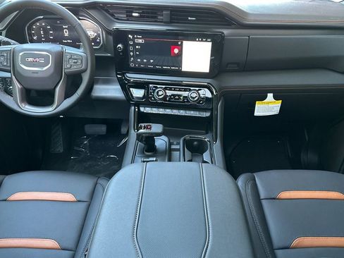 New 2026 GMC Sierra 1500 AT4 w/ AT4 Premium Package AWD/4WD image 13