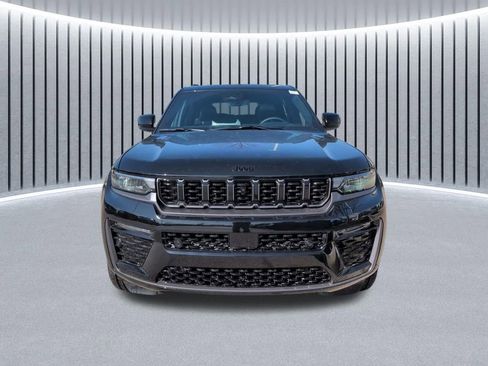 New 2026 Jeep Grand Cherokee L Limited image 18