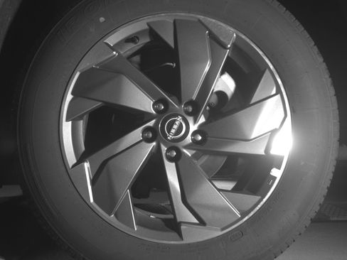 Used 2025 Nissan Rogue SV FWD image 14