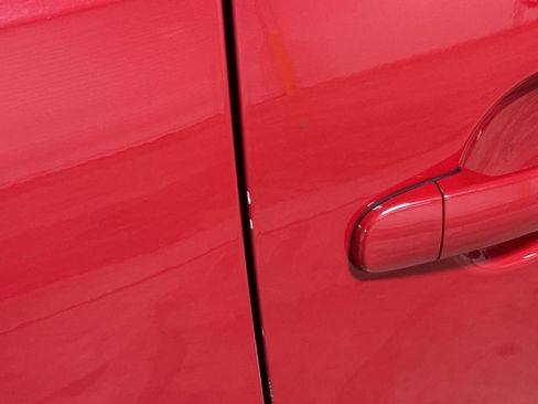 Used 2013 Volkswagen Beetle Turbo 60's Edition FWD image 27