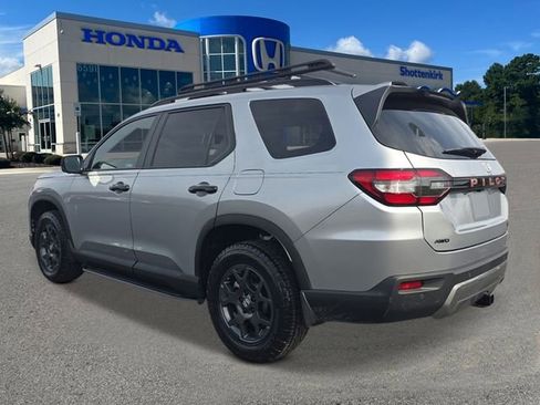 New 2026 Honda Pilot TrailSport image 3