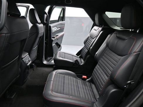 New 2026 Ford Explorer ST-Line image 19