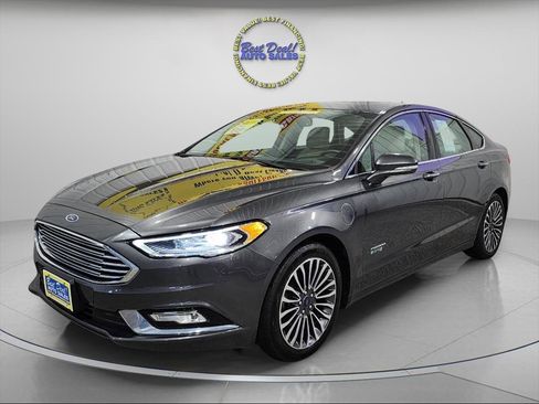 Used 2018 Ford Fusion Energi Titanium FWD image 1
