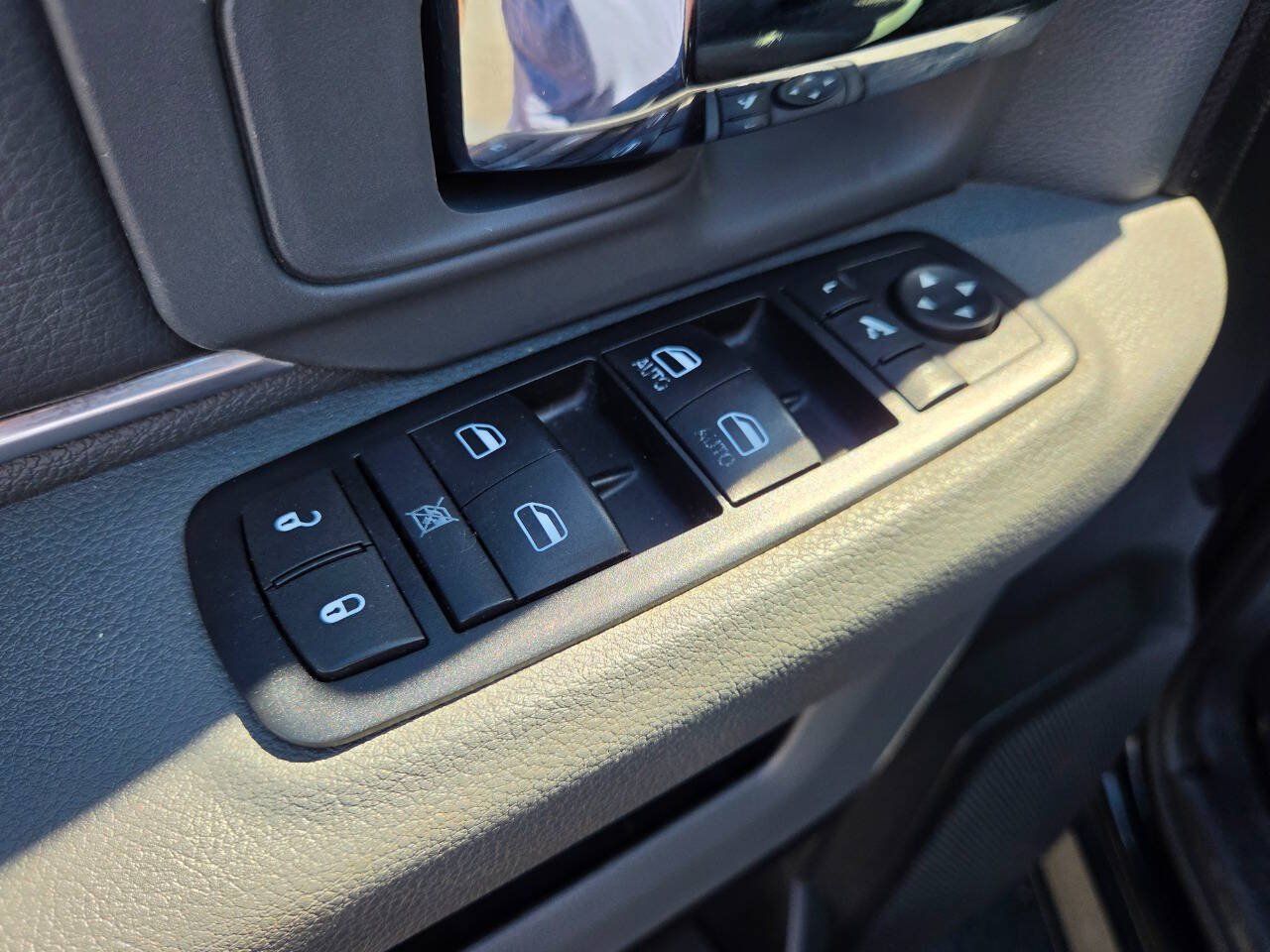 Used 2015 RAM 1500 Big Horn AWD/4WD image 19