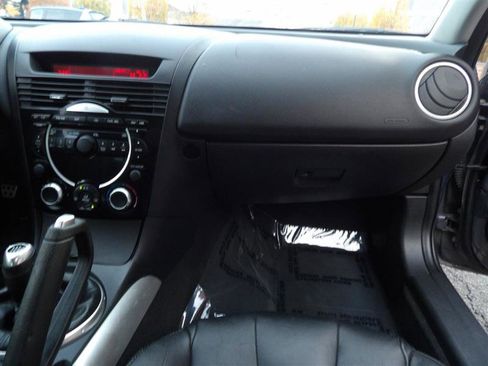 Used 2007 MAZDA RX-8 Grand Touring w/ Rotary Accent Pkg image 17