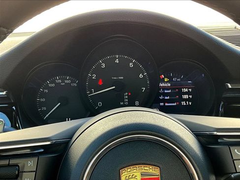 Certified 2026 Porsche Macan AWD/4WD image 17