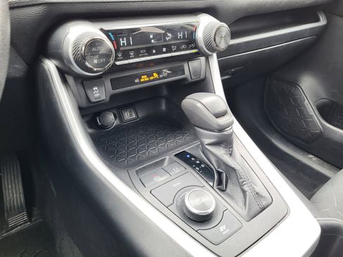 Certified 2024 Toyota RAV4 XLE image 12