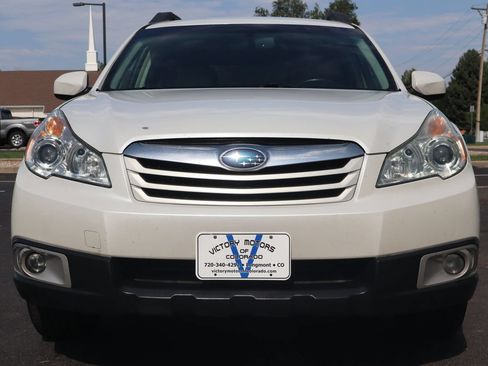 Used 2010 Subaru Outback 2.5i Premium AWD/4WD image 13