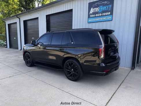 Used 2021 Cadillac Escalade Sport w/ Driver Assist Tech Package image 10