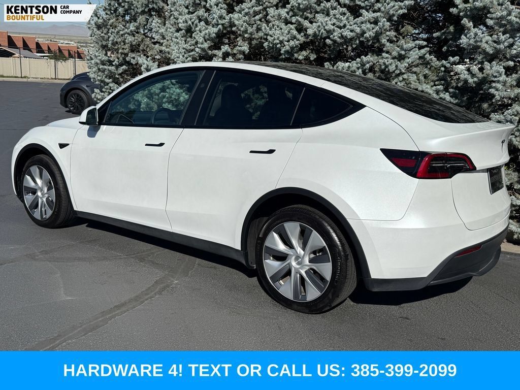 Used 2023 Tesla Model Y Long Range AWD/4WD image 5