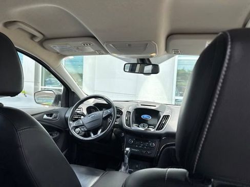Used 2017 Ford Escape Titanium FWD image 11