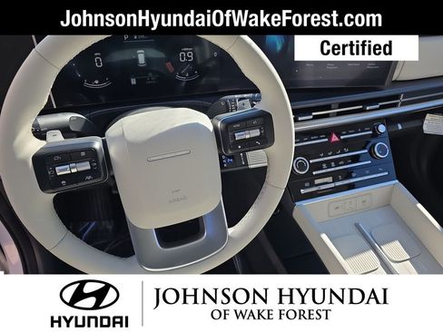 Used 2024 Hyundai Santa Fe SE image 25