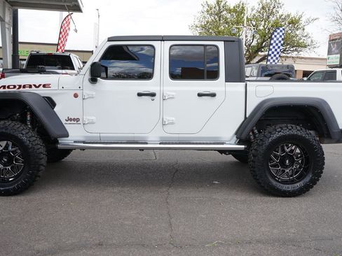 Used 2021 Jeep Gladiator Mojave AWD/4WD image 6