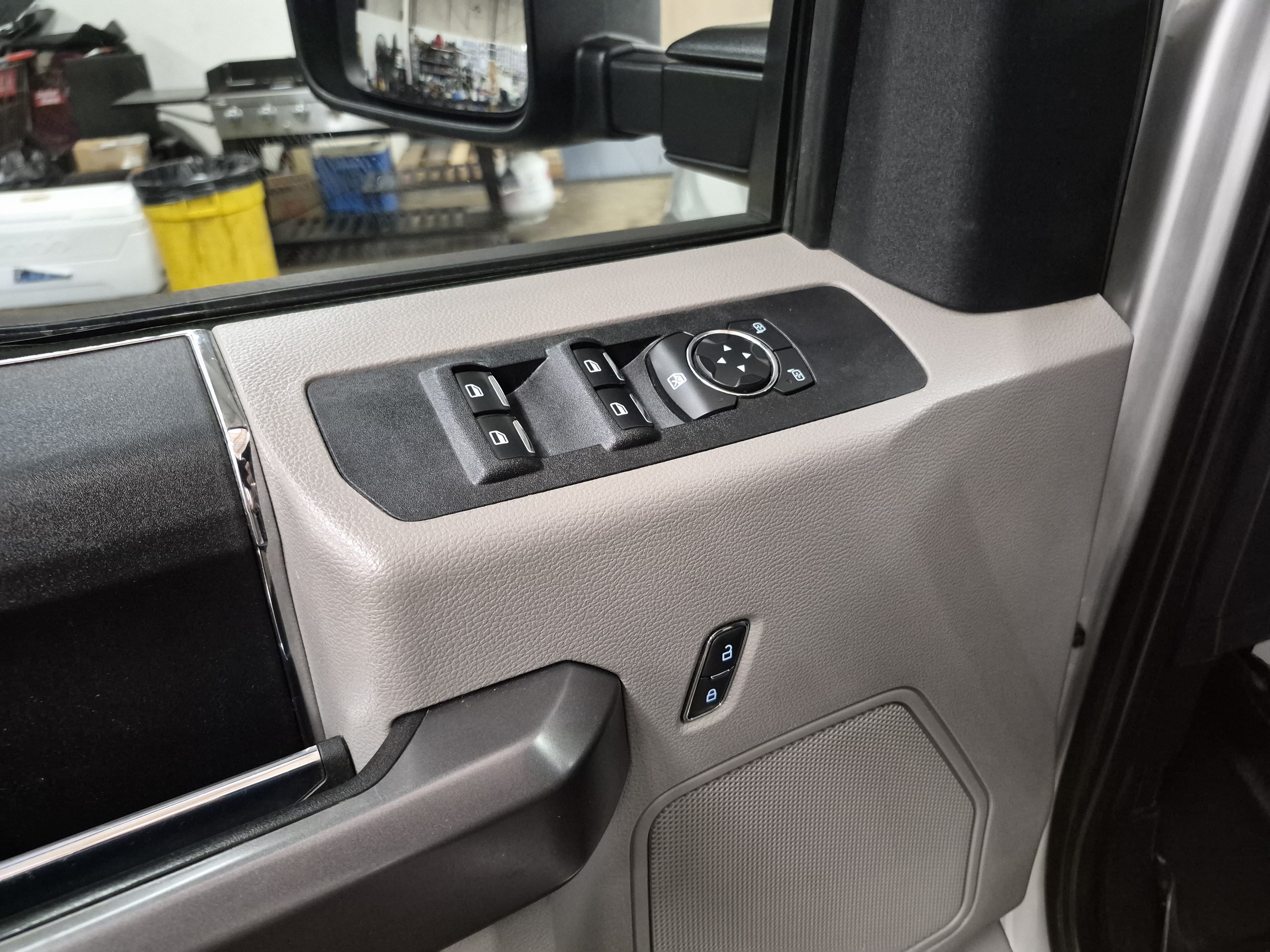 Used 2019 Ford F250 4x4 Crew Cab Super Duty image 13