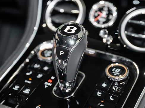 Certified 2024 Bentley Continental GT V8 AWD/4WD image 36