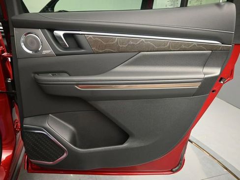 New 2026 Buick Enclave Avenir w/ Super Cruise Package image 18