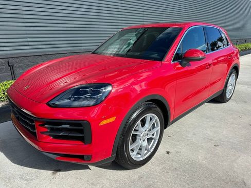 Certified 2026 Porsche Cayenne AWD/4WD image 7