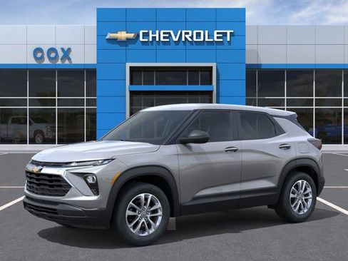 New 2026 Chevrolet TrailBlazer LS FWD image 2