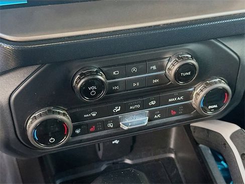 Used 2021 Ford Bronco Outer Banks image 14